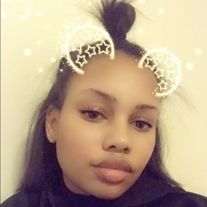 Meet your Posher, Savannah